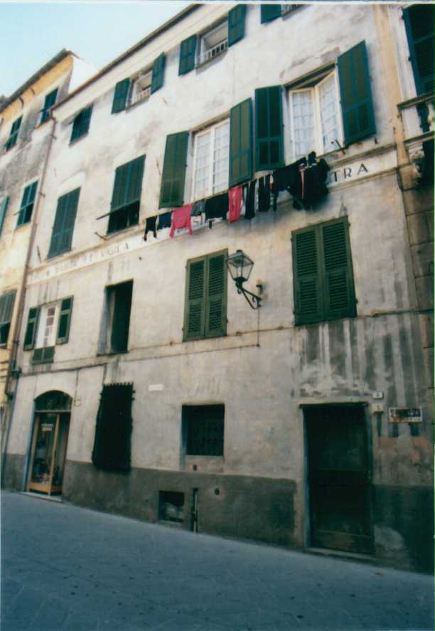 Palazzo ora Amalberti (palazzo, nobiliare) - Ventimiglia (IM)  (XVI, Fine)