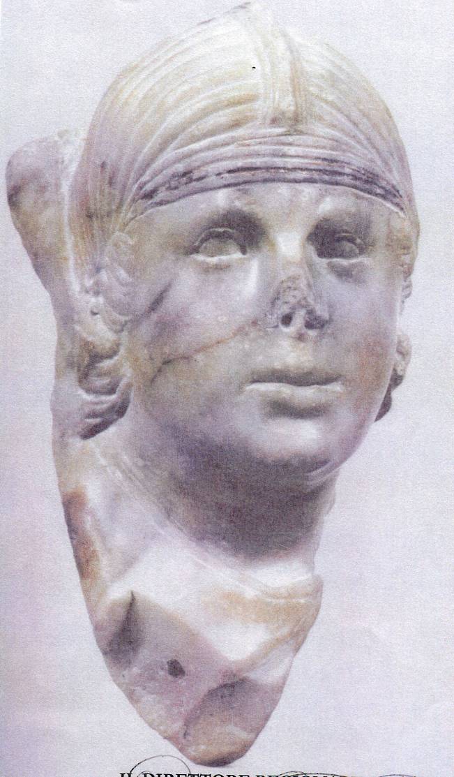 Testa con berretto a spicchi (Testa di San Michele Arcangelo) (scultura, opera isolata) di Pisano Giovanni (sec. XIV)