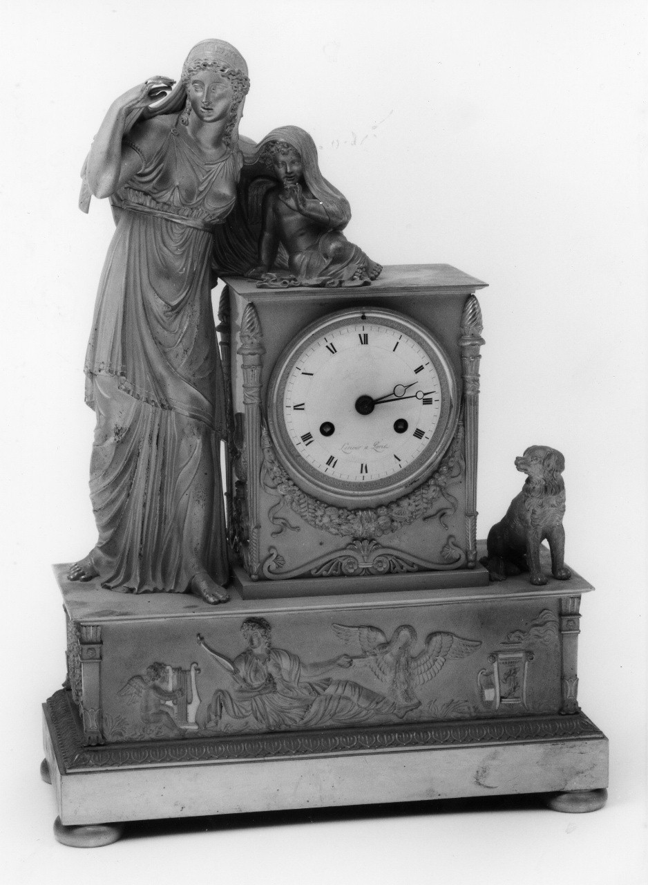 figura femminile panneggiata (orologio) di Lesieur - manifattura francese (sec. XIX)