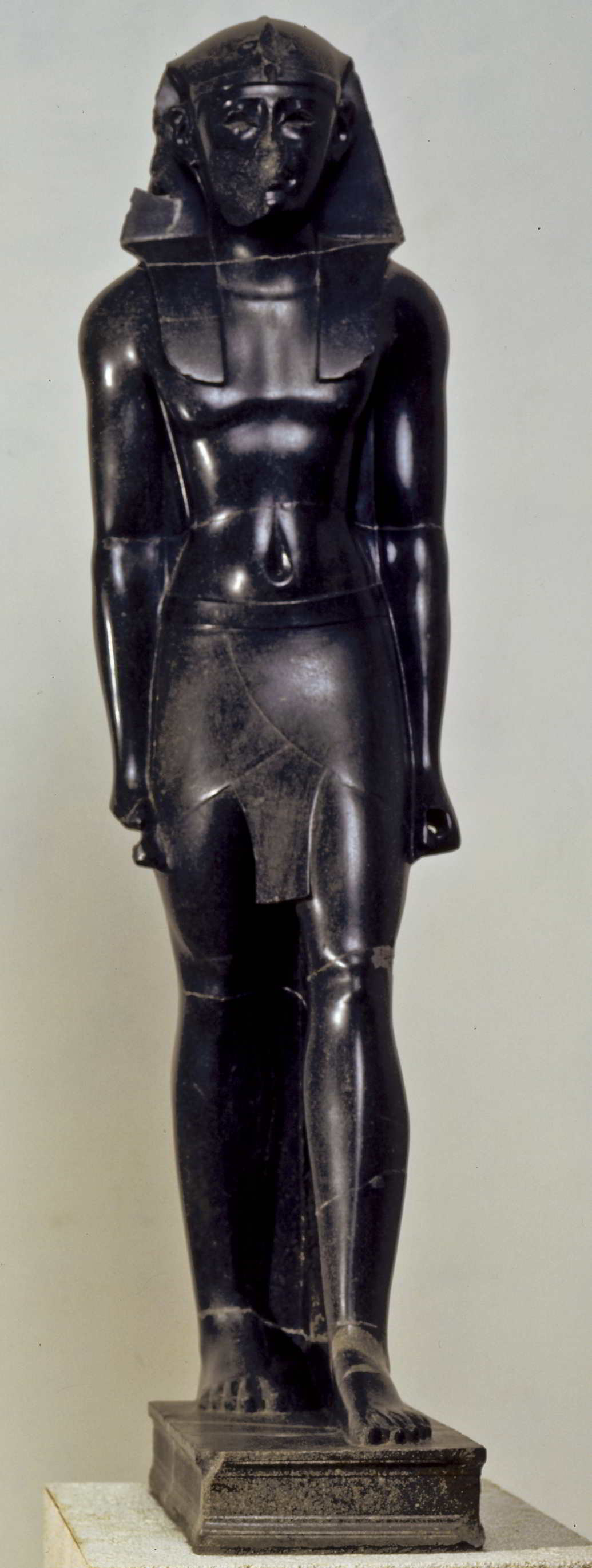 Faraone (statua, Statua di faraone) (PERIODIZZAZIONI/ STORIA/ Età antica/ Età greca/ Età ellenistica)