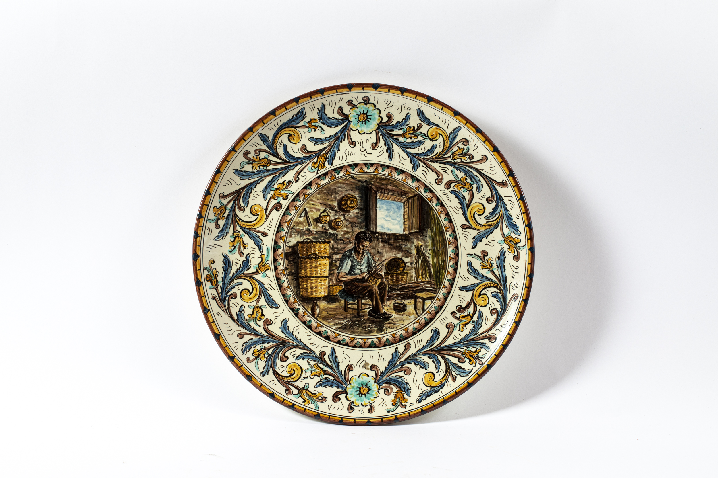 artigiano, motivi fitomorfi (piatto, opera isolata) di Tavano Sebastiano (ultimo quarto XX)