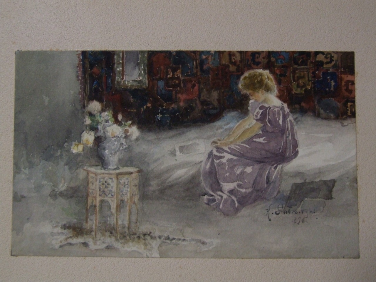 Veduta di un interno con una donna seduta e un vaso di fiori (disegno) di Stabrowski Kazimierz (attribuito) (fine XIX)