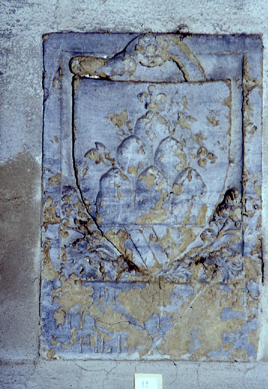 stemma gentilizio (lapide tombale) - produzione fiorentina (sec. XIV)