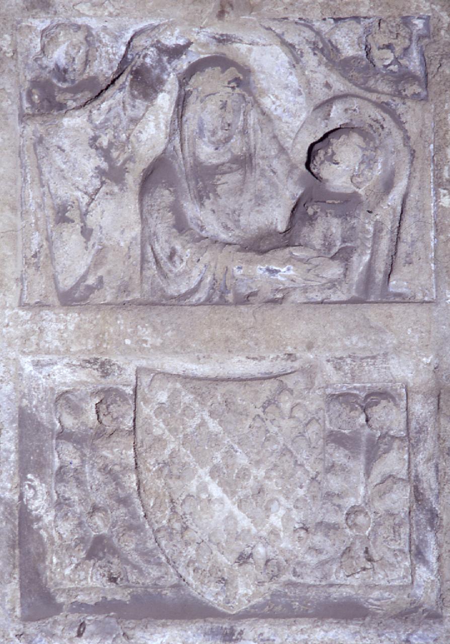 Madonna con Bambino e angeli (lapide tombale) - produzione toscana (sec. XIV)