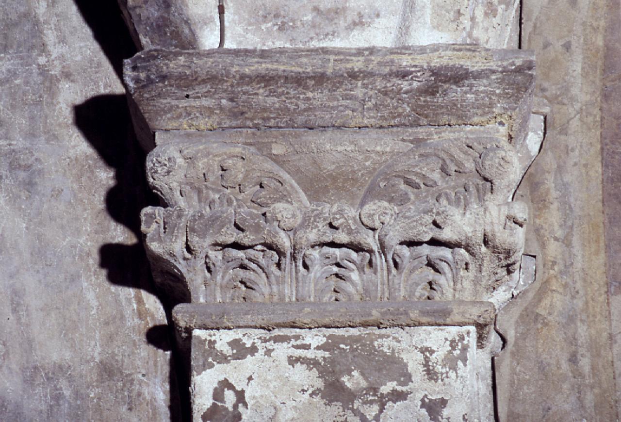 capitello - produzione fiorentina (sec. XIV)