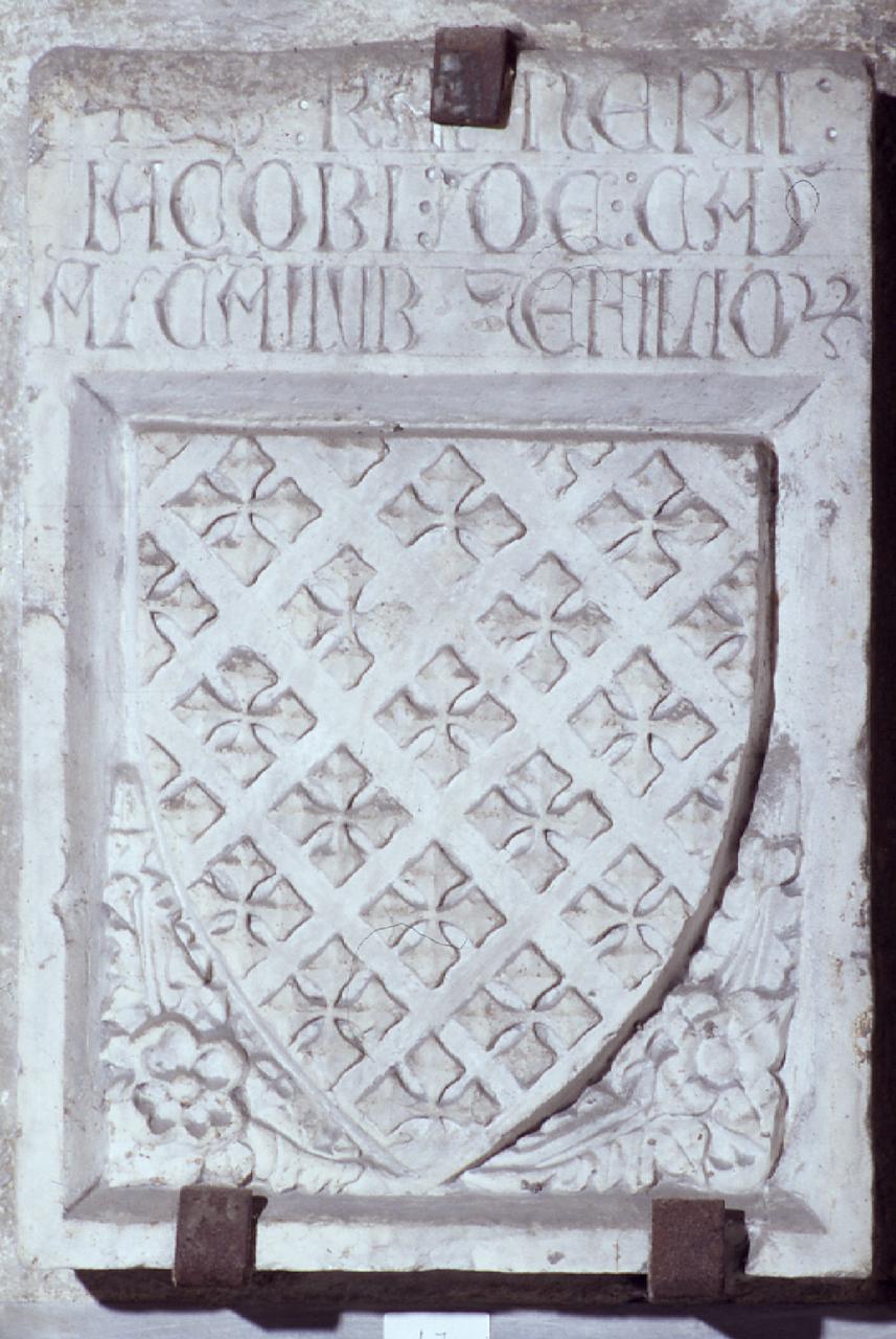 stemma gentilizio della famiglia Cavalcanti (lapide tombale) - produzione fiorentina (seconda metà sec. XIV)