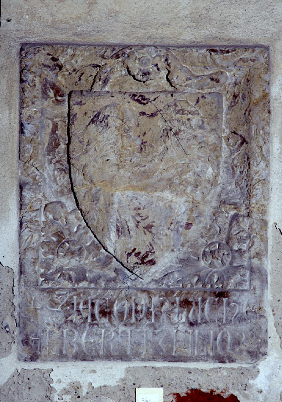 stemma gentilizio della famiglia Lucalberti (lapide tombale) - produzione toscana (seconda metà sec. XIV)