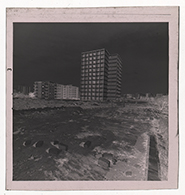 Bari - Palazzo ad angolo tra Viale De Laurentis e via M. L. King (negativo) di Ficarelli, Michele (XX)