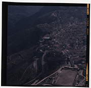 Monte Sant'Angelo - veduta aerea del castello (diapositiva) di Ramosini, Vitaliano, Stagnani, Vittorio (XX)