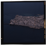 Gallipoli - veduta aerea del borgo antico (diapositiva) di Ramosini, Vitaliano, Stagnani, Vittorio (XX)