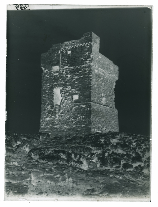Tiggiano (LE) - Veduta della Torre di Polane (negativo) di Palumbo, Giuseppe (XX)