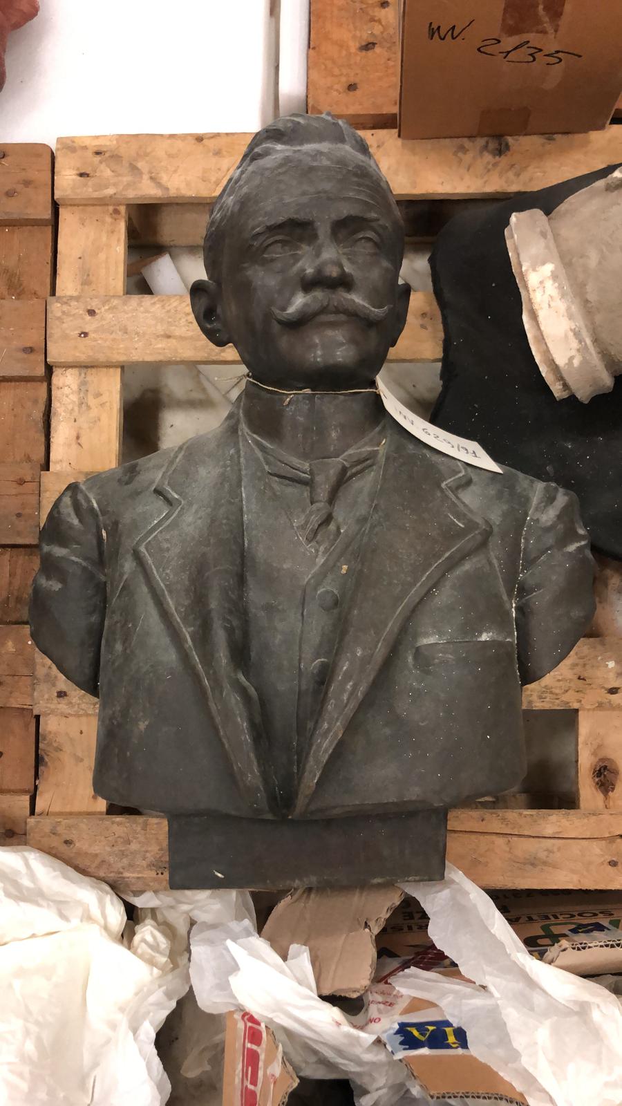 ritratto di Adolfo Chayes (busto) di Bois Ermenegildo (XX)