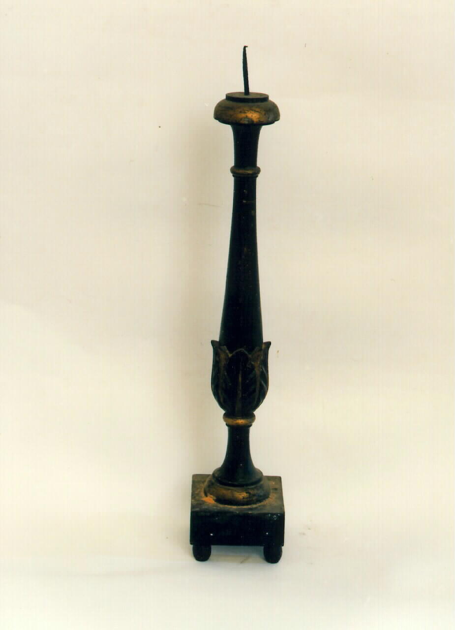 candelabro d'altare, serie - produzione siciliana (primo quarto sec. XX)