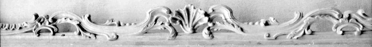 cornice di dipinto, frammento - produzione toscana (sec. XVIII)