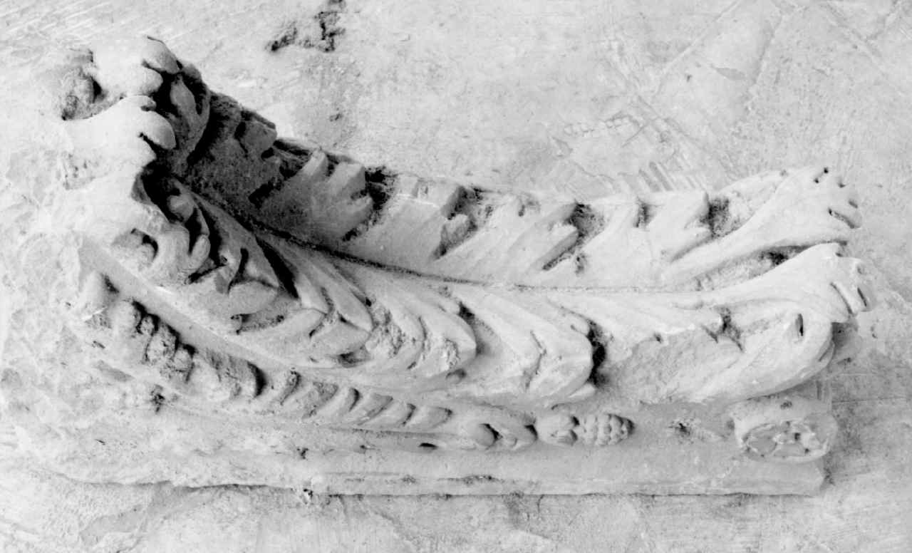 mensola architettonica, frammento - produzione toscana (sec. XV)