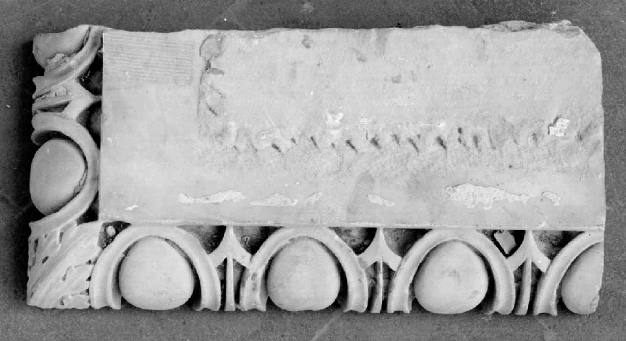cornice architettonica, serie - produzione toscana (sec. XIX)