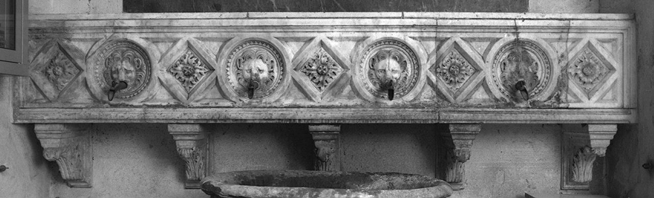 fontana - a muro - ambito toscano (sec. XIV)