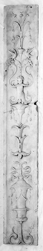 motivi decorativi a candelabra (lesena, frammento) - bottega fiorentina (prima metà sec. XVI)