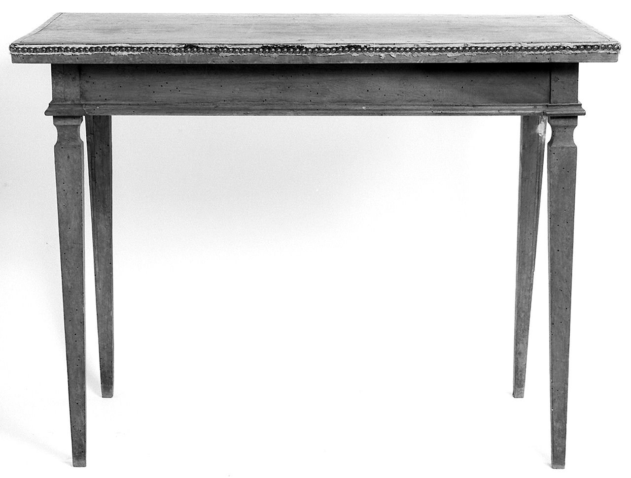 tavolino - produzione lucchese (seconda metà sec. XVIII)