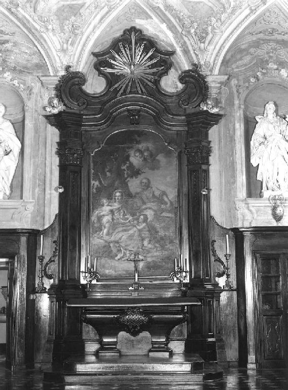 colomba dello Spirito Santo/ cherubini (altare, insieme) - bottega ligure (prima metà sec. XVIII)