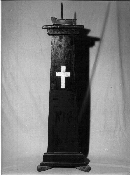 croce (candelabro, serie) - bottega ligure (secondo quarto sec. XX)