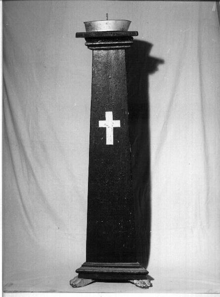 croce (candelabro, opera isolata) - bottega ligure (secondo quarto sec. XX)