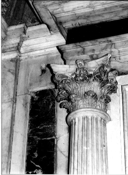 motivi decorativi vegetali (capitello, elemento d'insieme) di Casella Daniele (bottega) (ultimo quarto sec. XVI)