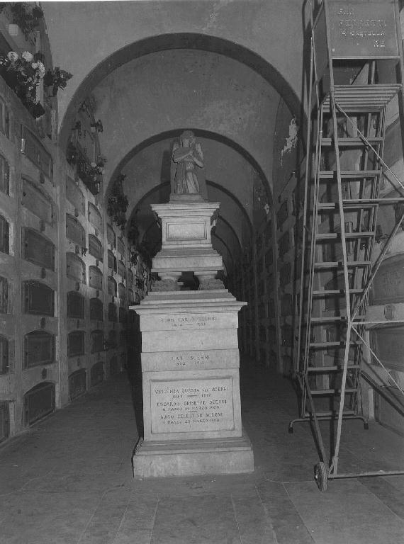 angelo orante (monumento funebre, opera isolata) - bottega genovese (secc. XIX/ XX)