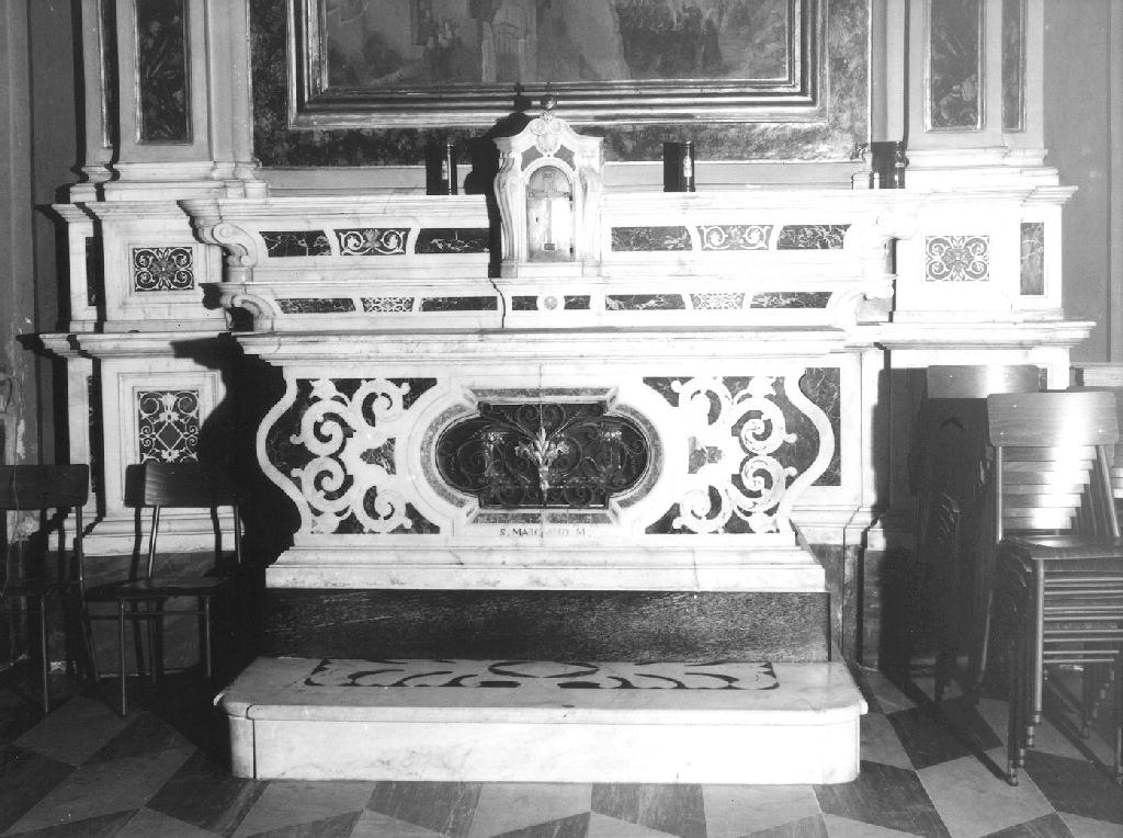 MOTIVI DECORATIVI VEGETALI STILIZZATI (altare, opera isolata) - PRODUZIONE LIGURE (sec. XVIII)