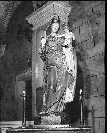 MADONNA CON BAMBINO (statua) - bottega italiana (sec. XVIII)