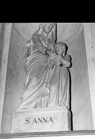 SANT'ANNA INSEGNA A LEGGERE A MARIA VERGINE (statua) - bottega italiana (sec. XIX)