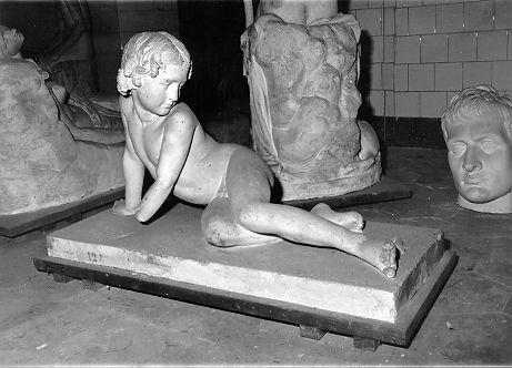 TRASTULLI INFANTILI (statua) - bottega italiana (prima metà sec. XIX)