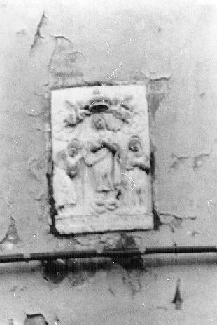 Sant'Anna e l'Immacolata Concezione (rilievo) - ambito apuoversiliese (sec. XVII)
