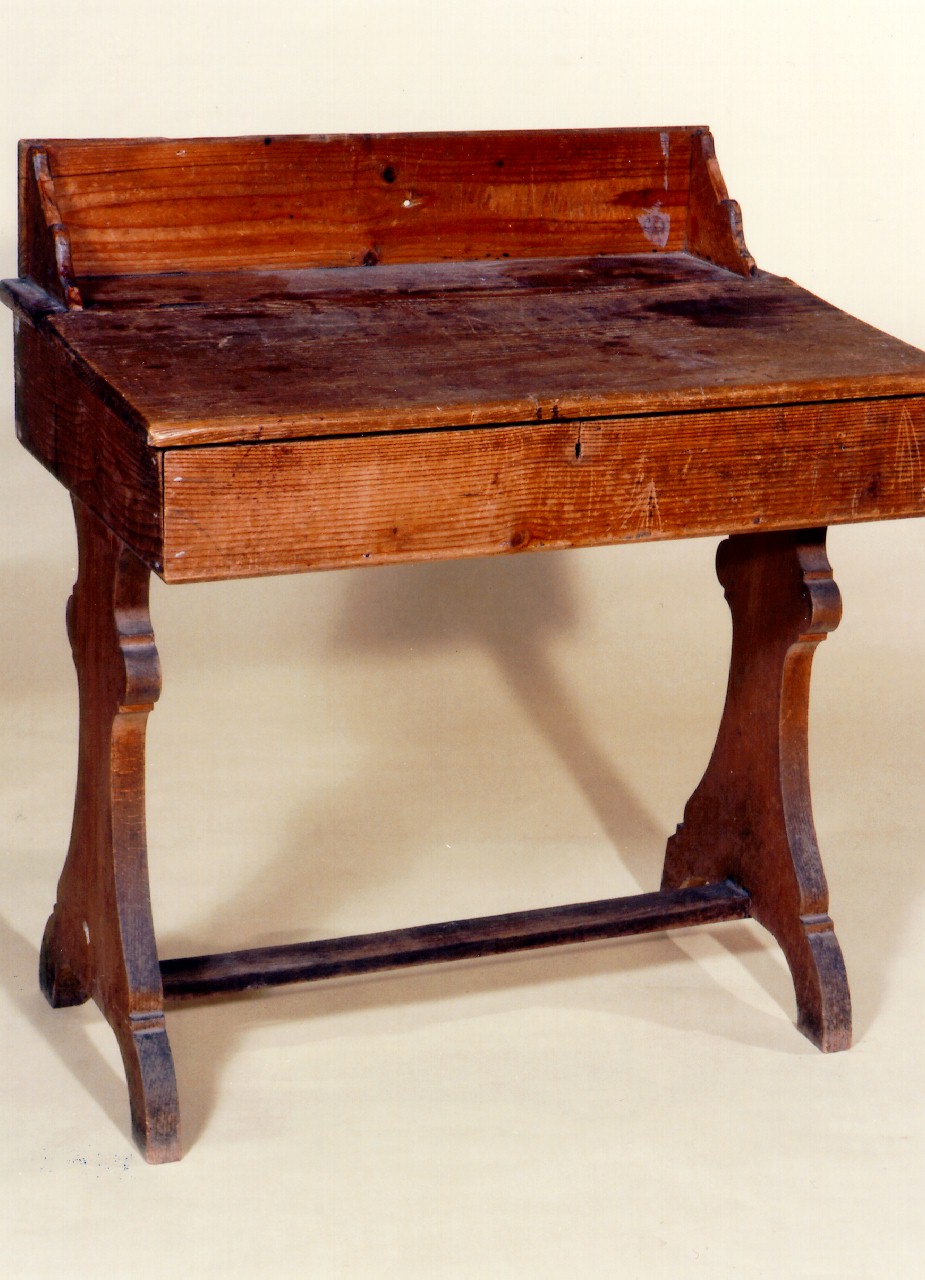 tavolo da parete - ambito cappuccino (Fine/inizio secc. XVIII/ XIX)