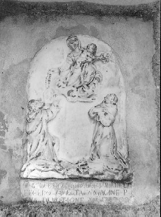 Madonna del Rosario (rilievo) - bottega italiana (sec. XVIII)