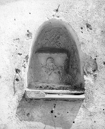 Madonna dei dolori, Madonna con Bambino (rilievo) - bottega italiana (sec. XVIII)