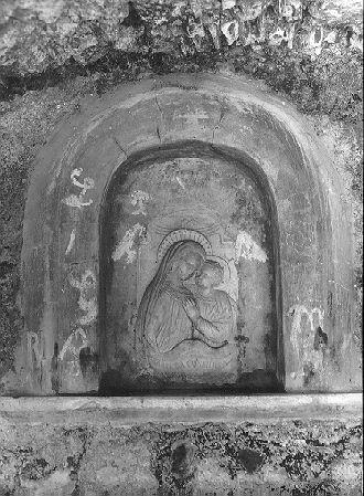 Madonna del Buon Consiglio, Madonna con Bambino (rilievo) - bottega italiana (sec. XVIII)