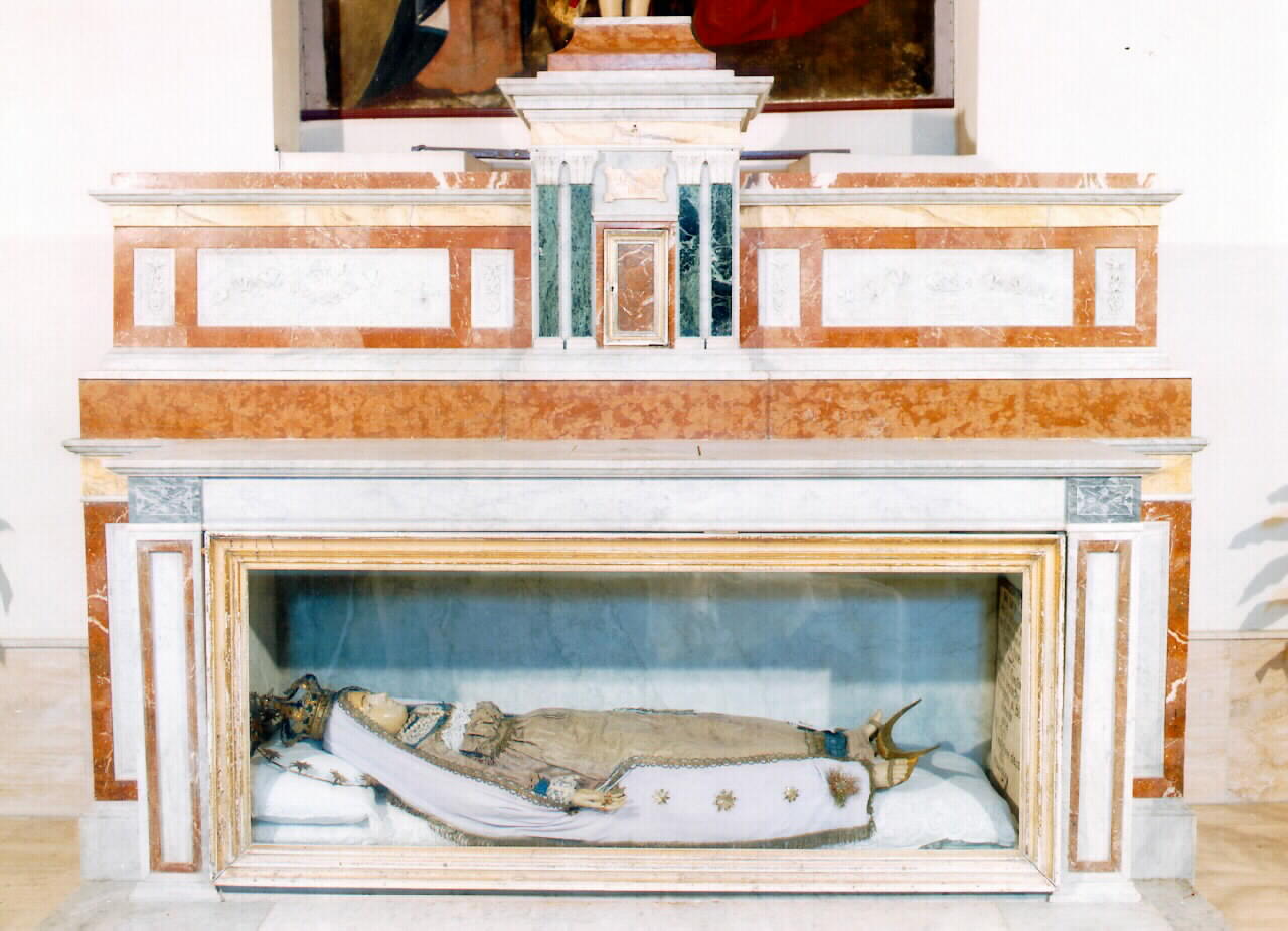 altare maggiore - ambito siciliano (sec. XX)