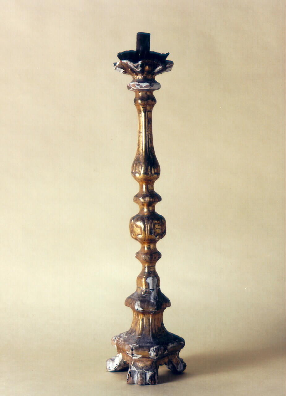 candeliere d'altare - produzione siciliana (Seconda metà sec. XVIII)