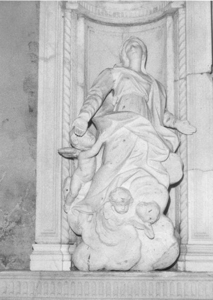 MADONNA ASSUNTA CON ANGELI (statua) - bottega apuana (metà sec. XVIII)