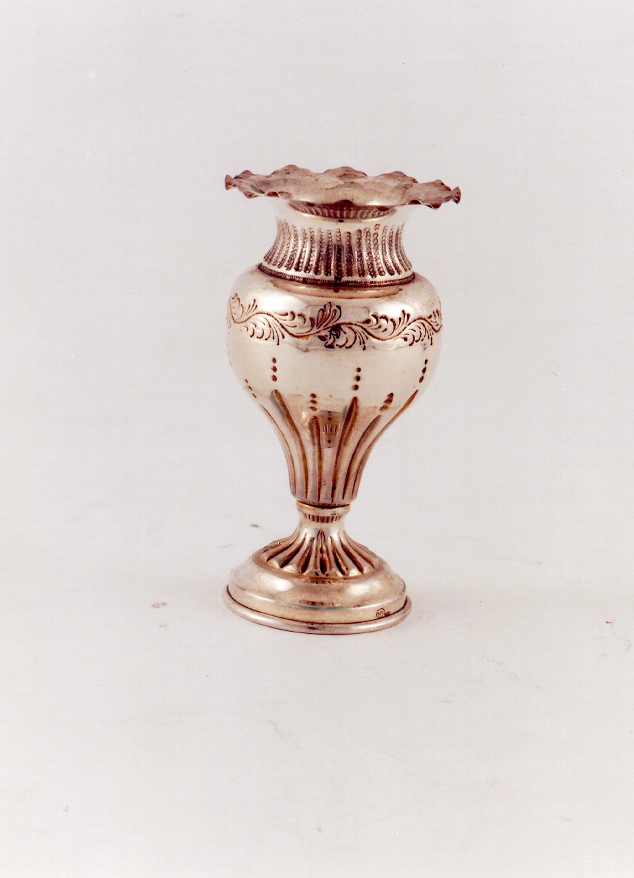 vaso d'altare - bottega siciliana (primo quarto sec. XX)