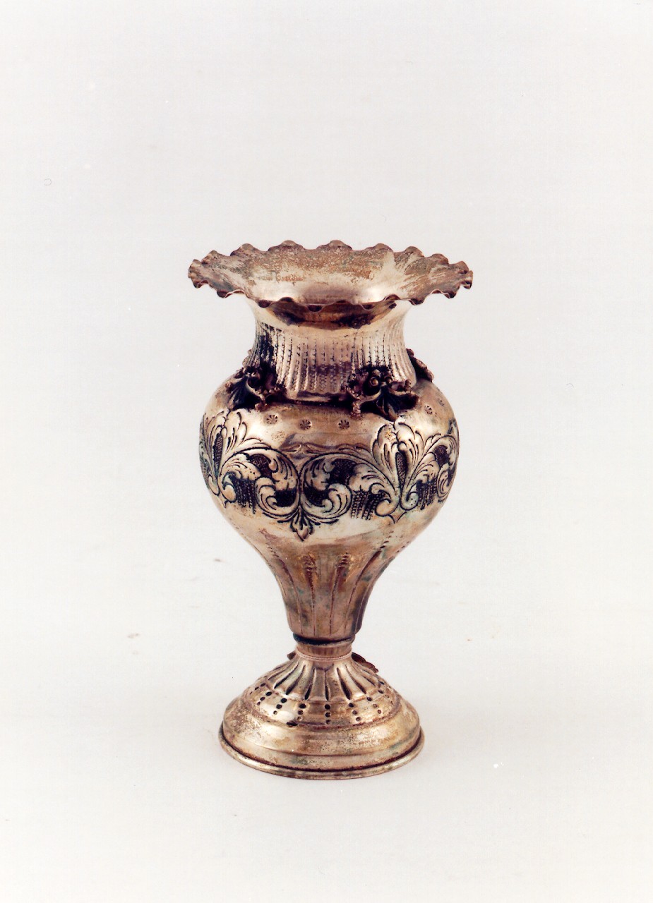 vaso d'altare - bottega siciliana (primo quarto sec. XX)
