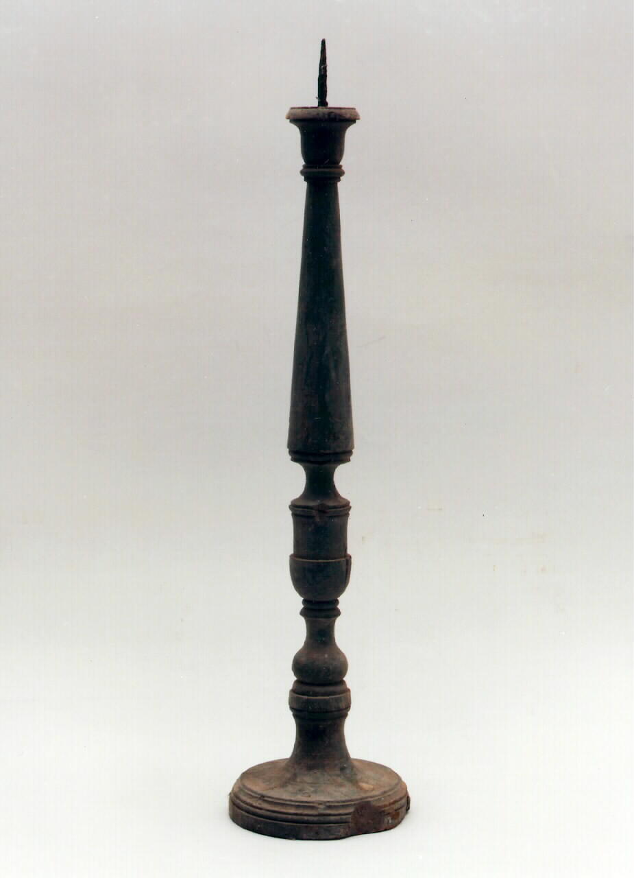 candeliere d'altare, serie - produzione siciliana (Seconda metà sec. XIX)