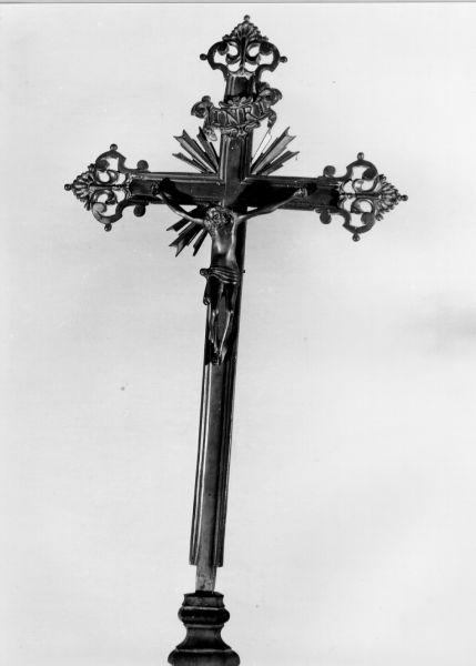 croce d'altare - bottega lucchese (fine/inizio secc. XVIII/ XIX)
