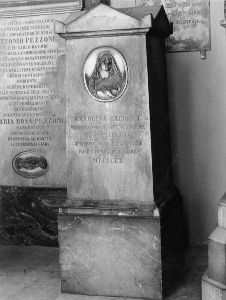monumento funebre - ambito toscano (terzo quarto sec. XIX)