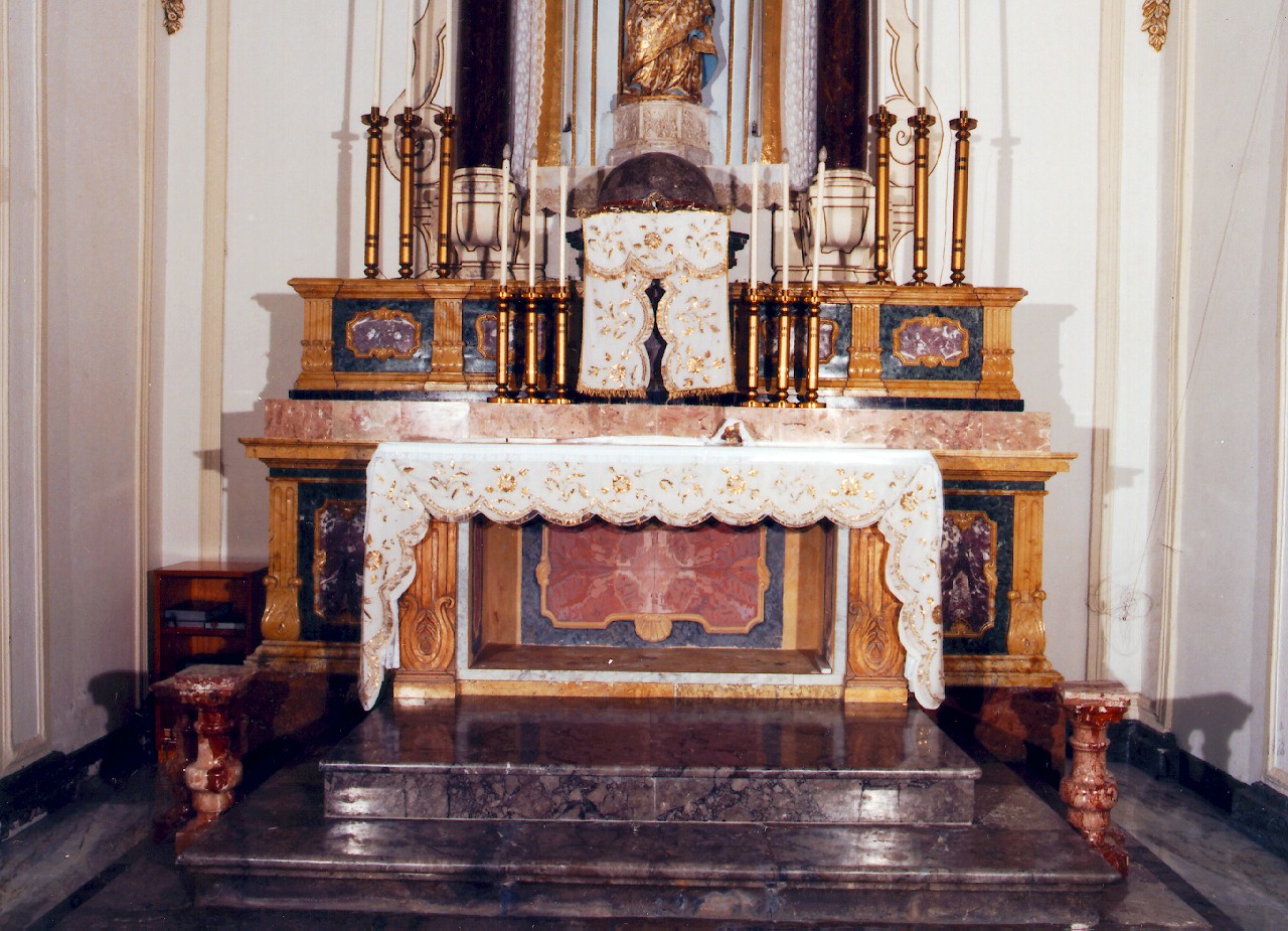 altare maggiore - ambito siciliano (Fine/inizio secc. XVIII/ XIX)