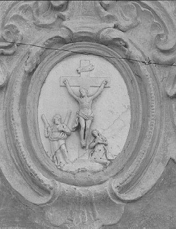 crocifissione di Cristo (rilievo) - bottega apuana (sec. XVIII)