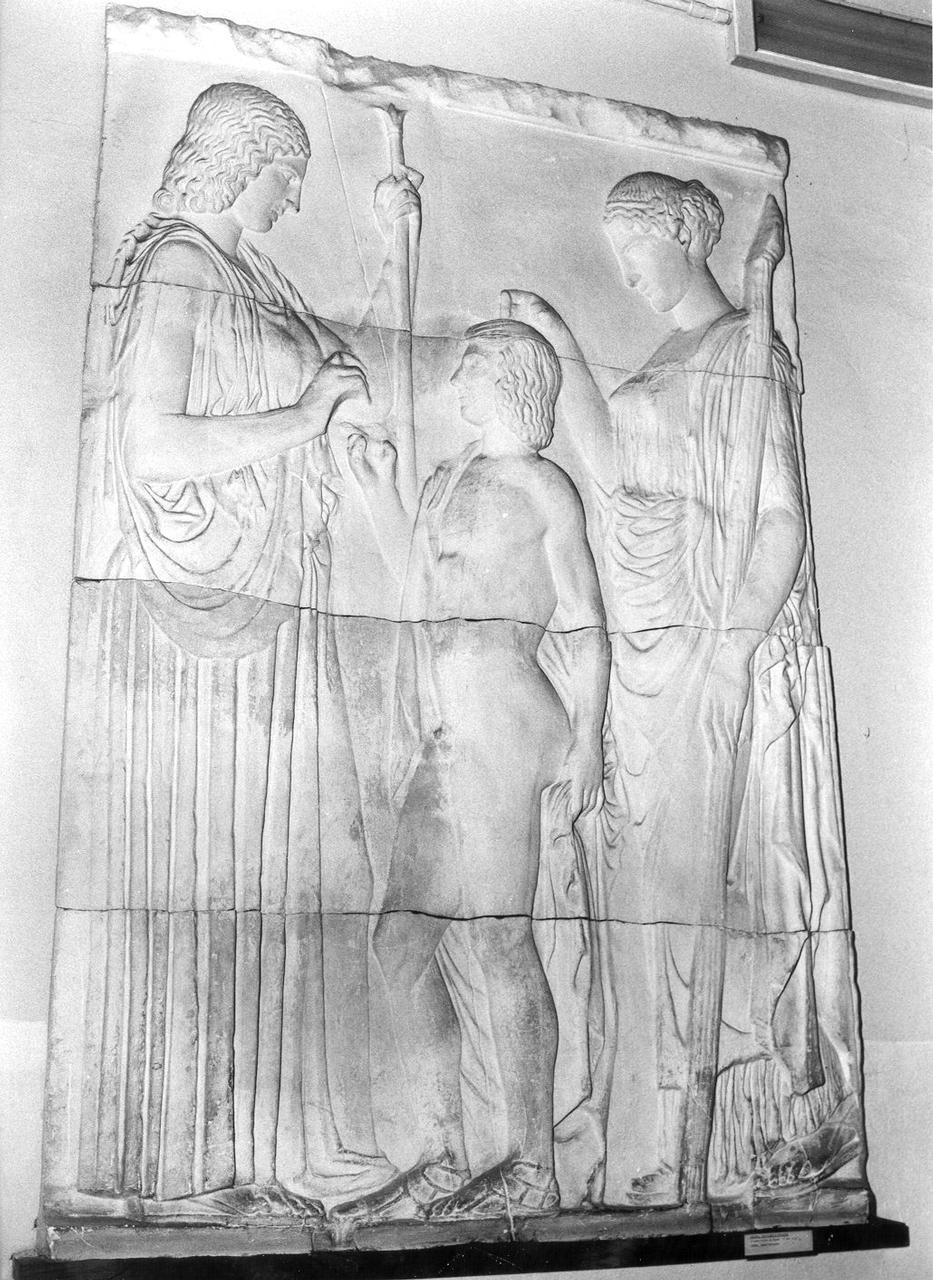 TRITTOLEMO TRA DEMETRA E KORE (stele funeraria) - ambito italiano (seconda metà sec. XIX)