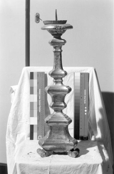 candeliere d'altare, serie - bottega lucchese (seconda metà sec. XVIII)