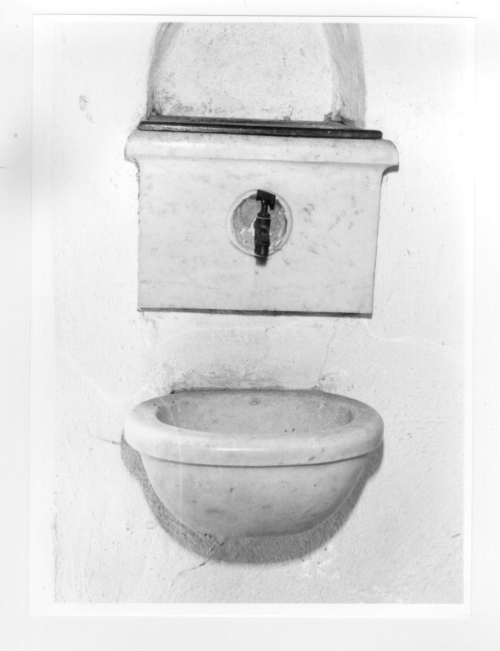 lavabo da sacrestia - bottega apuana (sec. XIX)